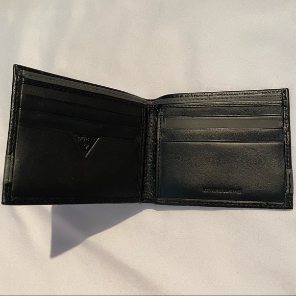 Guess leather mens wallet *free gift with purchase - Picture 4 of 7